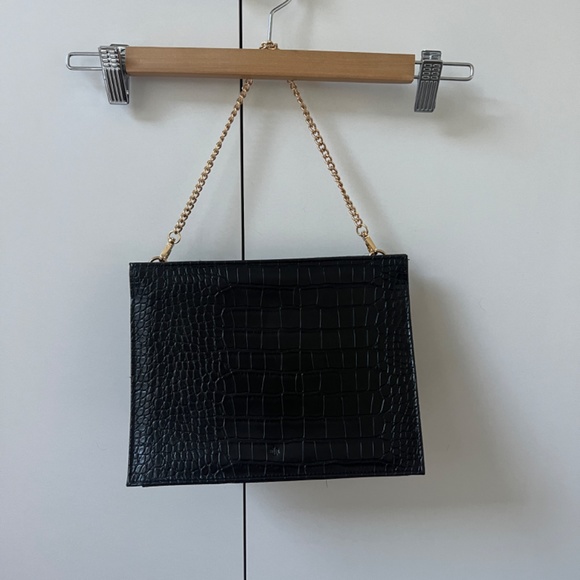 Black Croc-Embossed Crossbody Bag - Picture 3 of 3